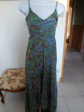Long dress. Silk. Paisley print. Spaghetti straps. L